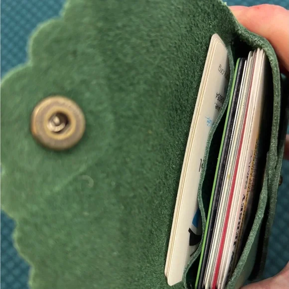 Bacalar green Daisy Plus wallet Portland Leather Goods - Picture 10 of 12